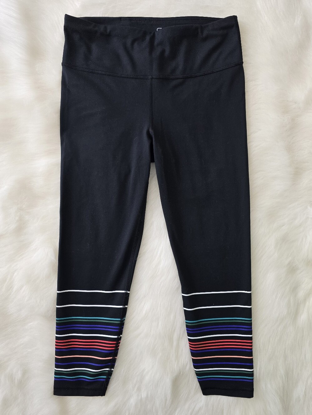 GapFit Blackout Technology Striped Leggings
